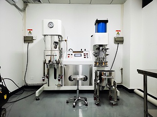 JJY vacuum stirring tank and syringe filling integrated machine