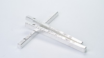 High-temperature environmentally friendly lead-free tin bars