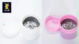 What are the functions of the metal elements in solder paste?