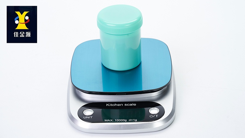 The lead-free solder paste side of the blue bottle is tightly sealed without a label