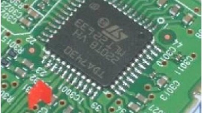 What are the causes of false soldering in SMT assembly?