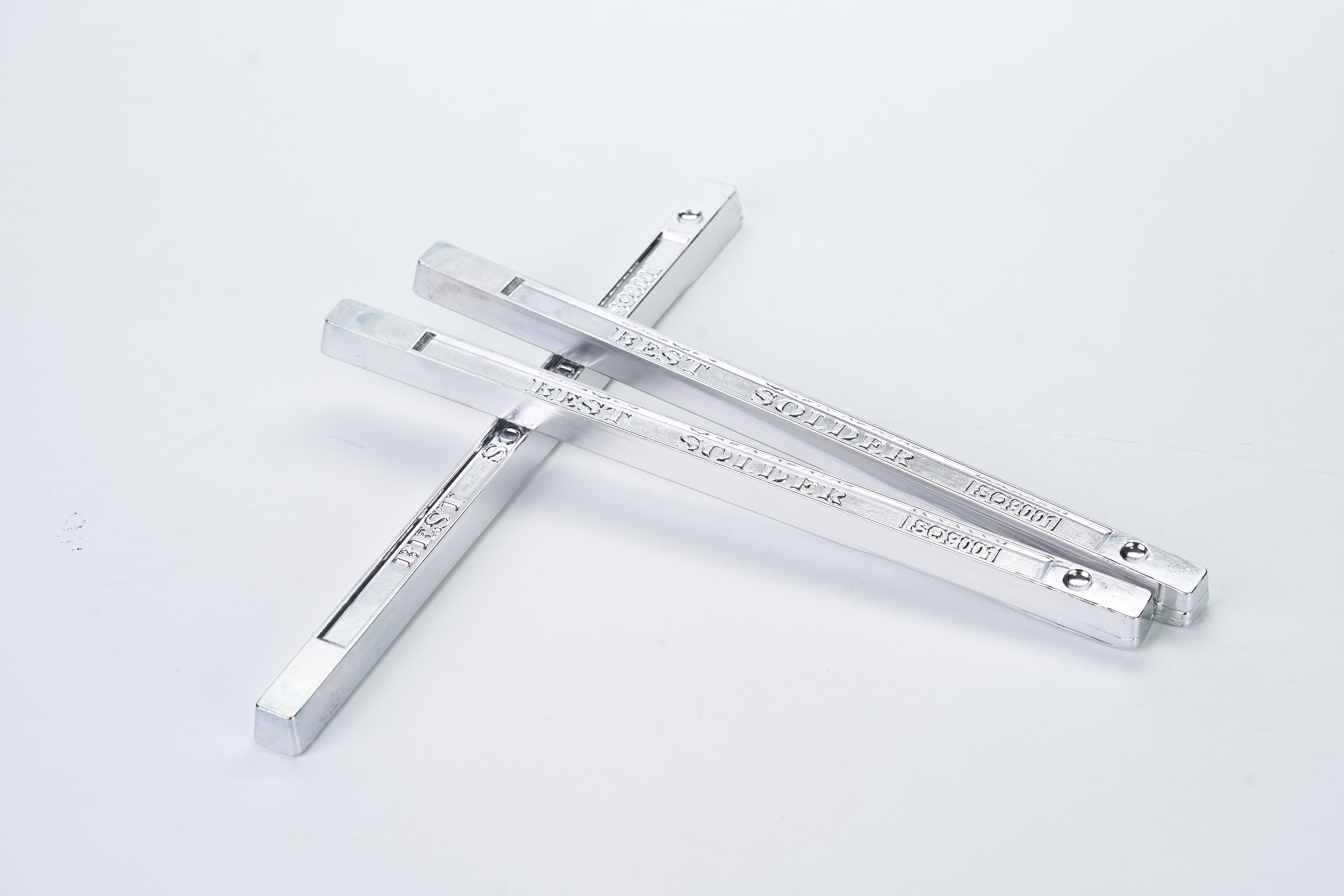 There are lead-tin bars