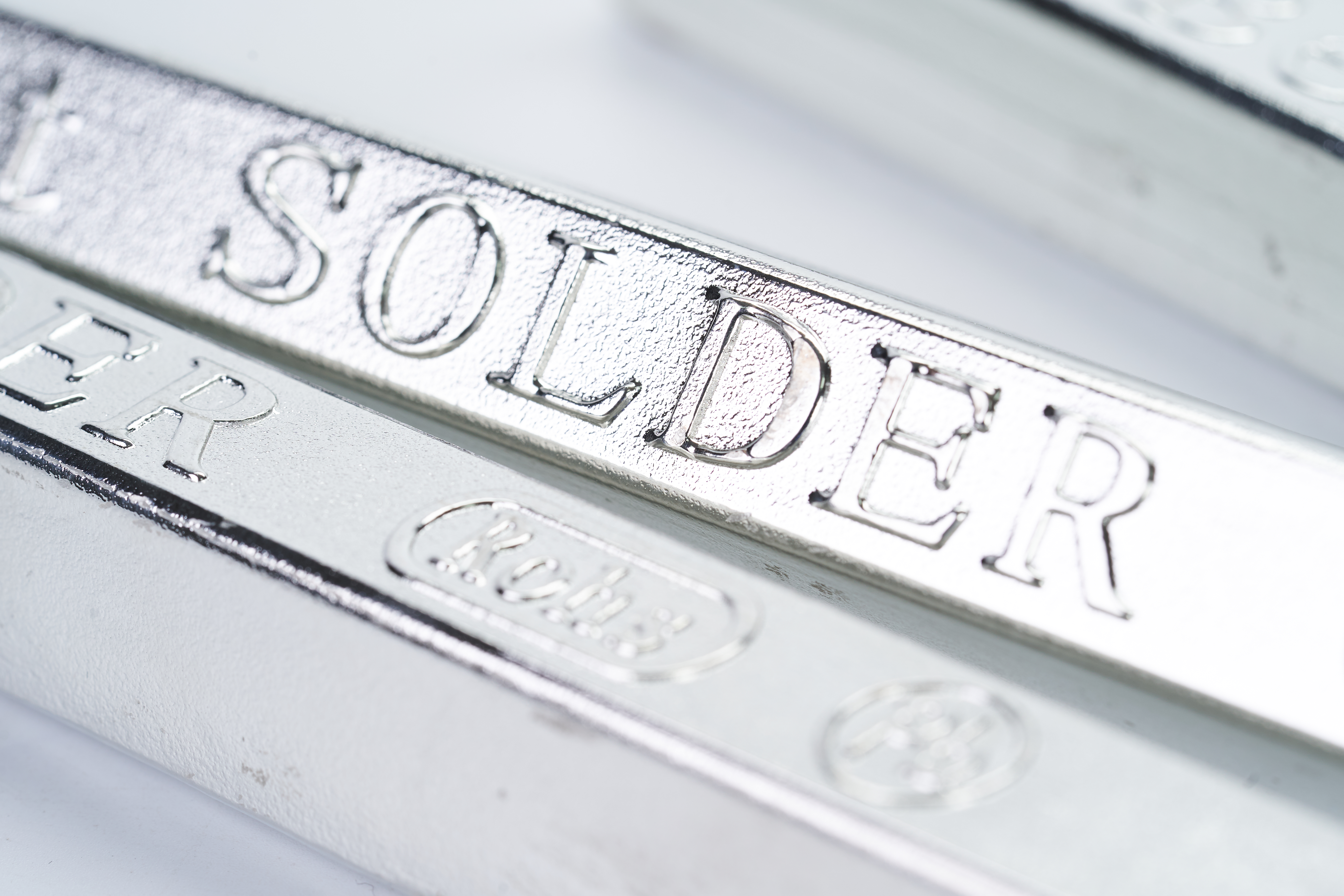 Lead-free tin bar Sn99.3Cu0.7